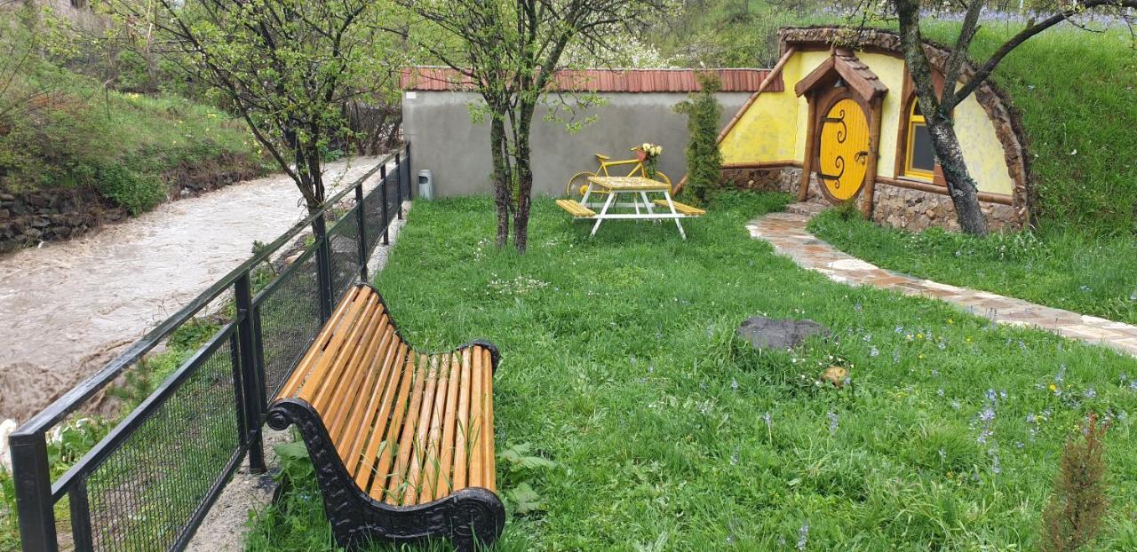 Cozy House Hotell Dilijan Eksteriør bilde